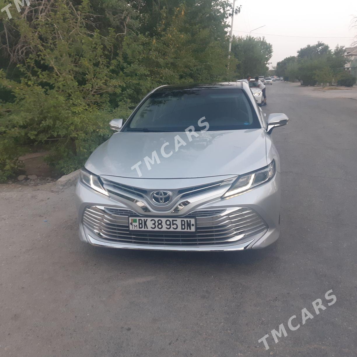 Toyota Camry 2020 - 290 000 TMT - Balkanabat - img 2