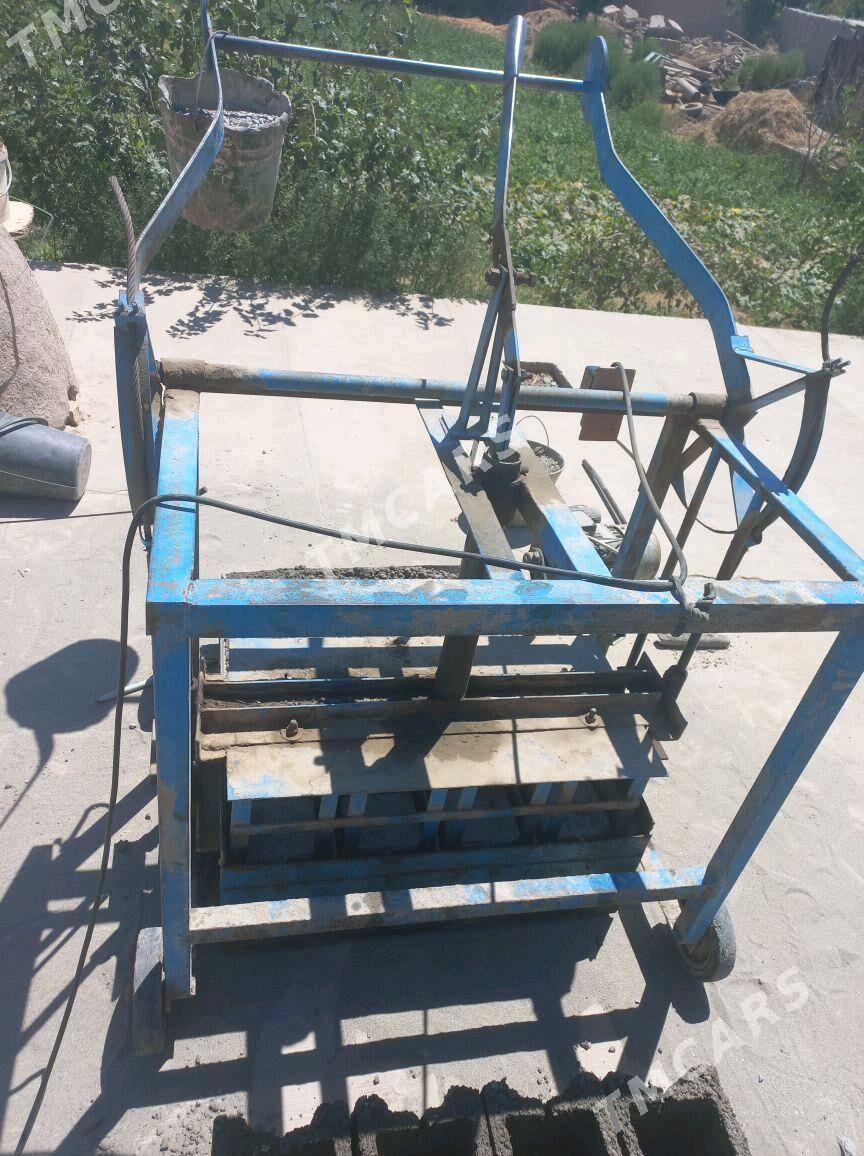Beton kerpiç apara - Halaç - img 2