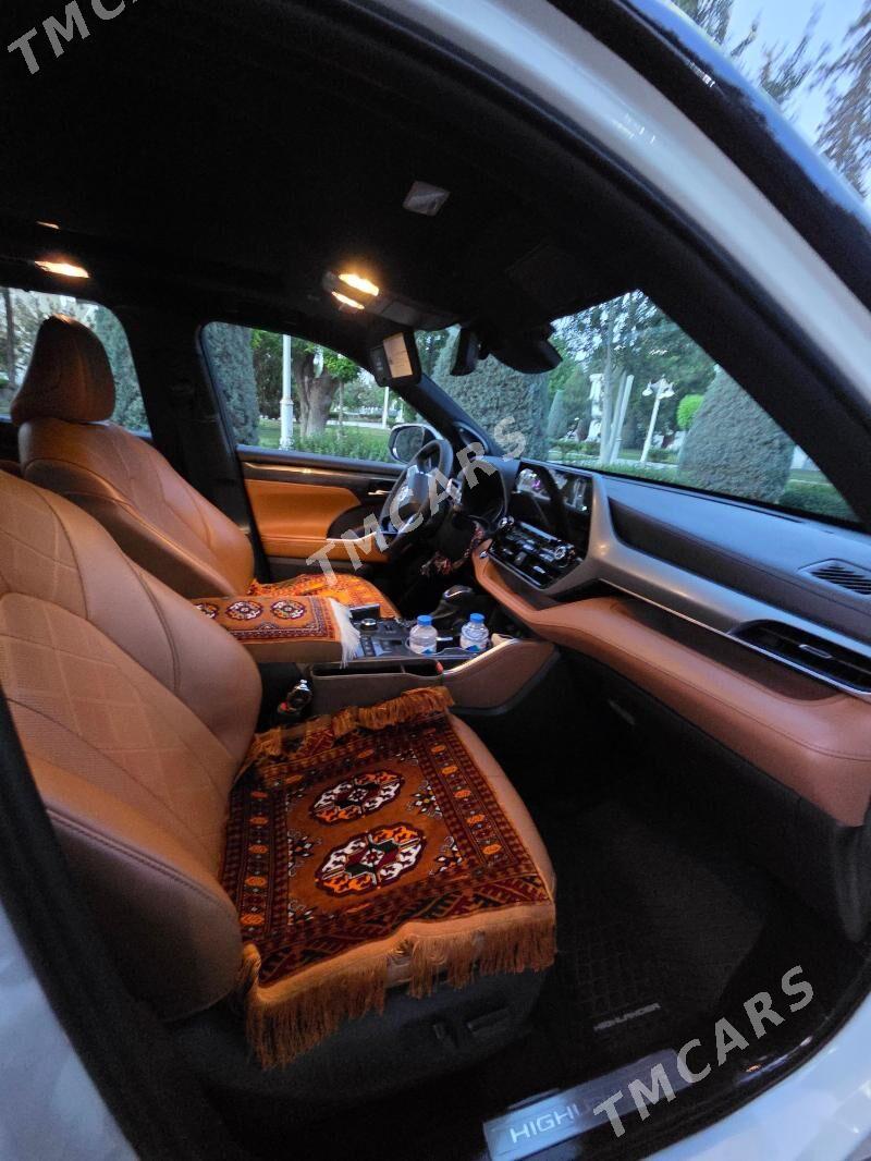 Toyota Highlander 2021 - 910 000 TMT - Ашхабад - img 8