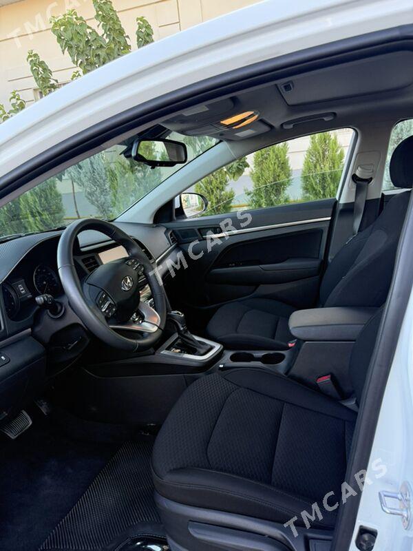 Hyundai Elantra 2020 - 300 000 TMT - Garadamak - img 7