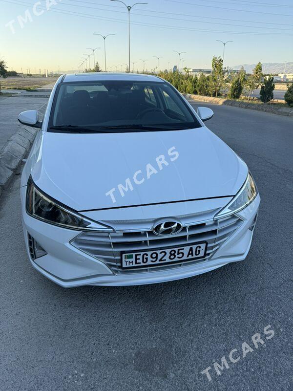 Hyundai Elantra 2020 - 300 000 TMT - Garadamak - img 10