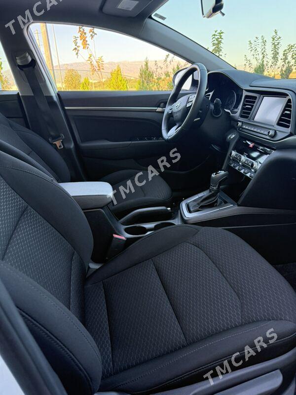 Hyundai Elantra 2020 - 300 000 TMT - Garadamak - img 9