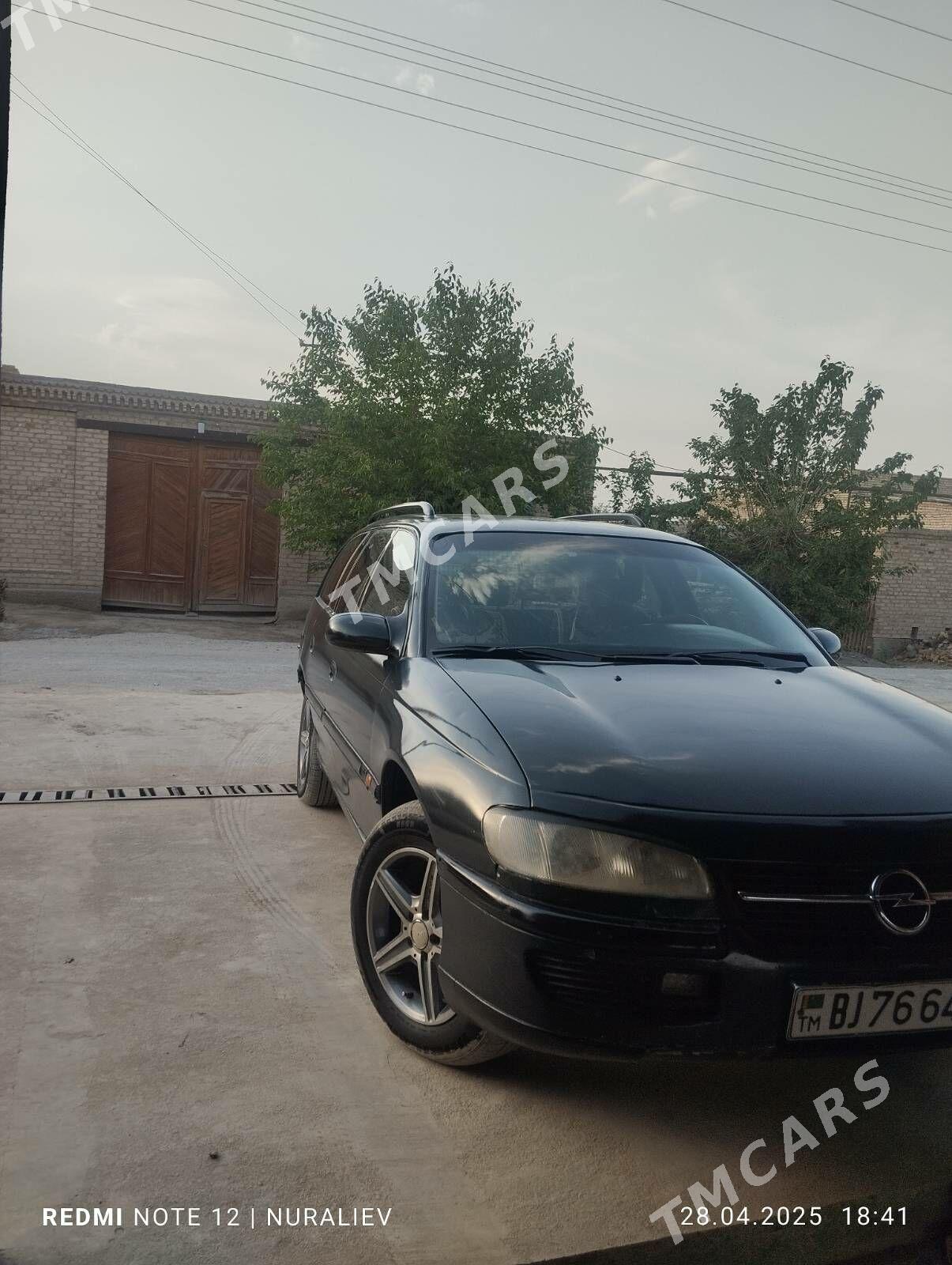Opel Omega 1995 - 45 000 TMT - Çärjew - img 1