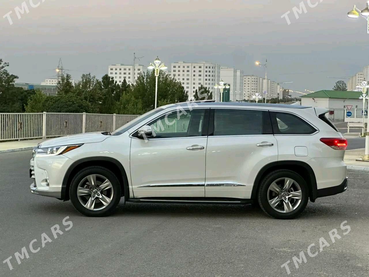 Toyota Highlander 2017 - 490 000 TMT - Aşgabat - img 7