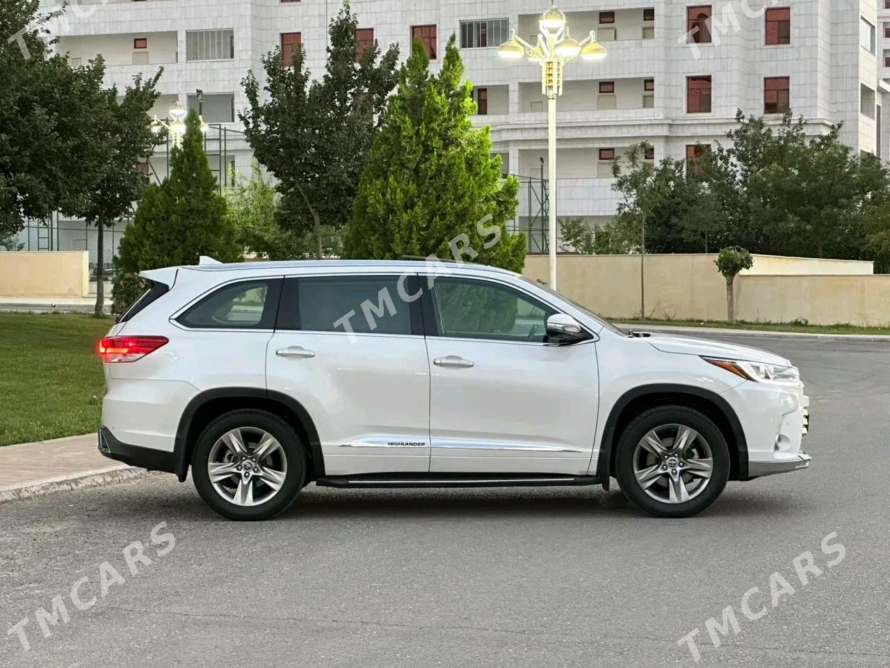 Toyota Highlander 2017 - 490 000 TMT - Aşgabat - img 6