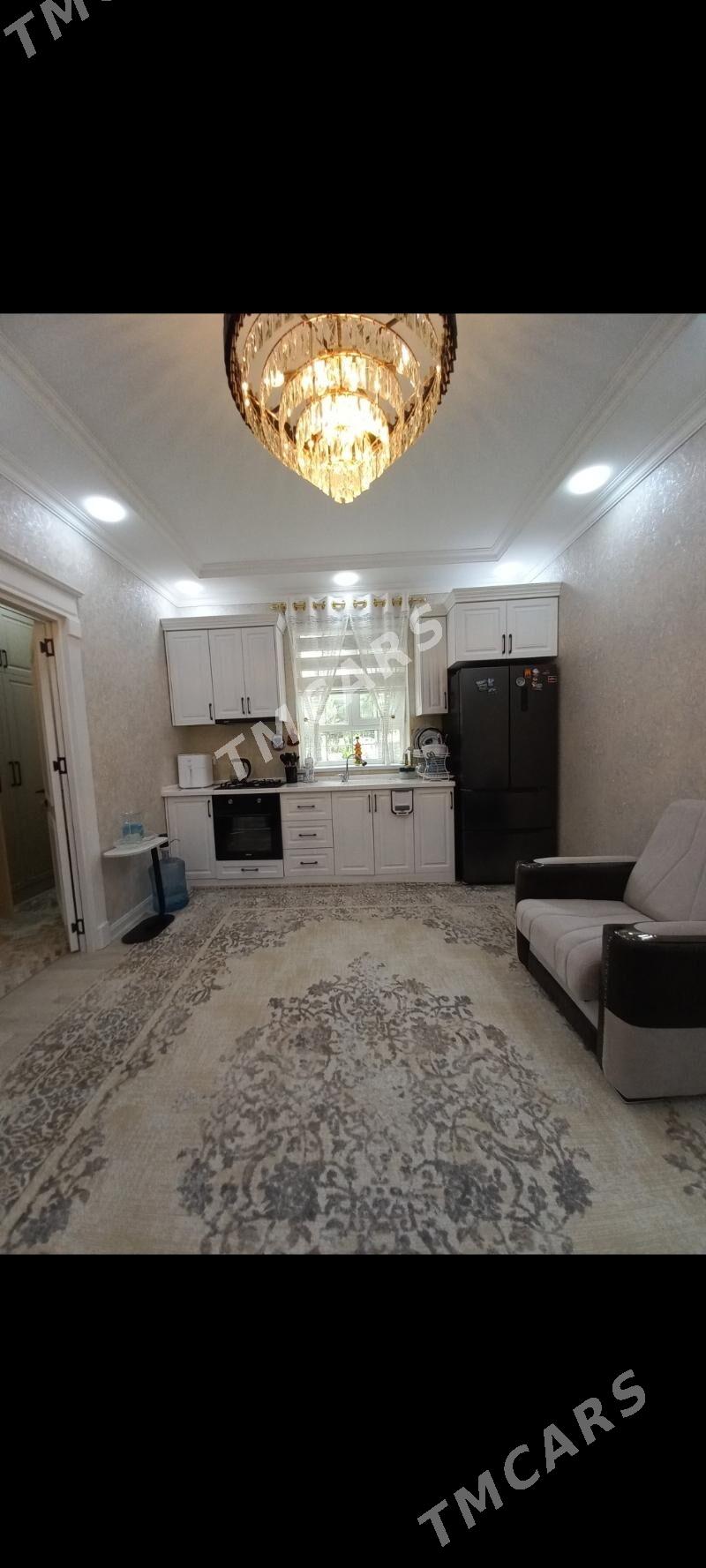 SATLYK EYESINDEN / ОТ ХОЗЯИНА - Aşgabat - img 10