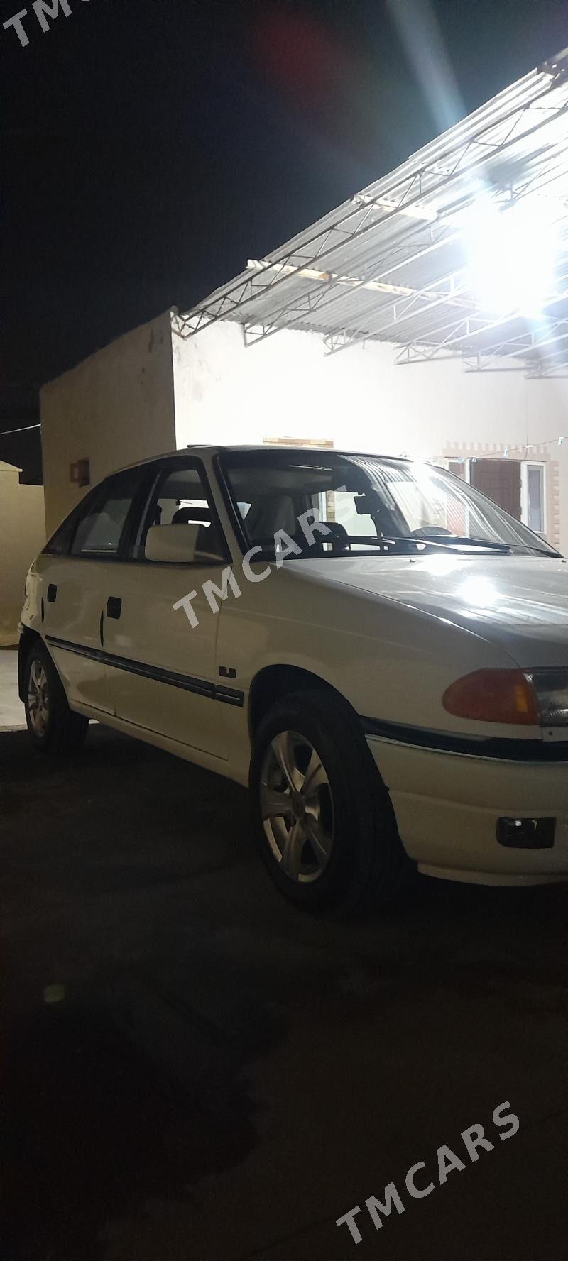 Opel Astra 1992 - 42 000 TMT - Mary - img 5