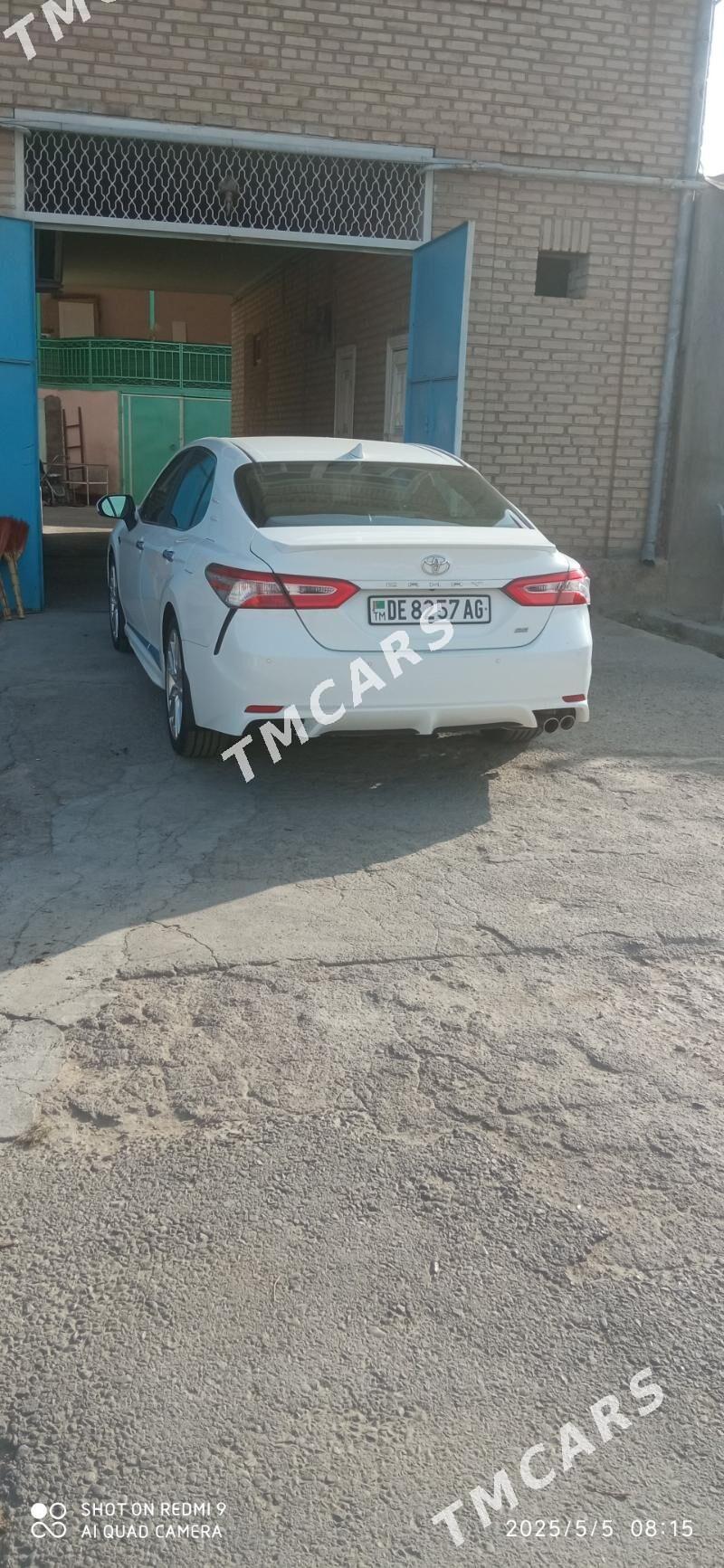 Toyota Camry 2020 - 270 000 TMT - Aşgabat - img 6