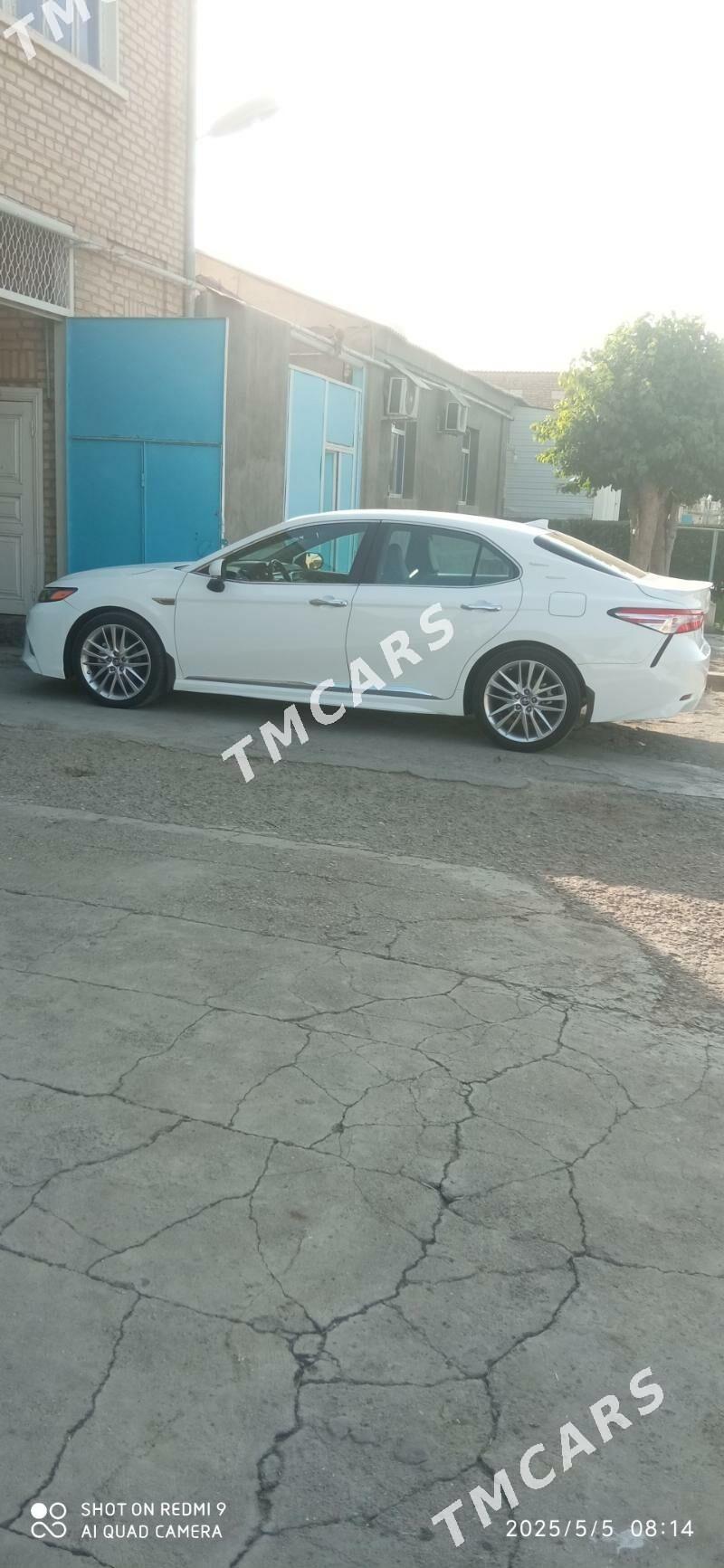 Toyota Camry 2020 - 270 000 TMT - Aşgabat - img 3