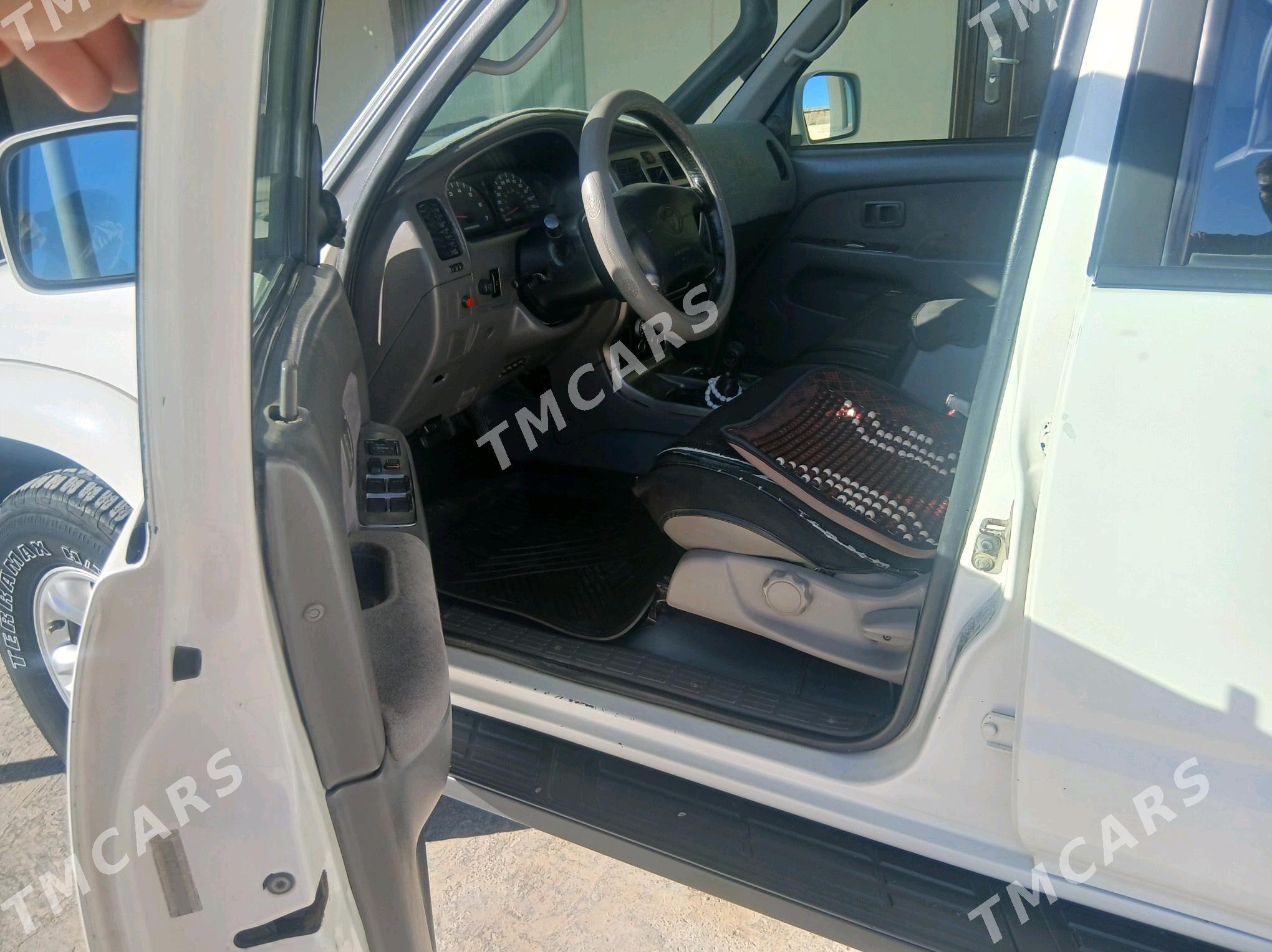 Toyota 4Runner 2002 - 160 000 TMT - Яшлык - img 6