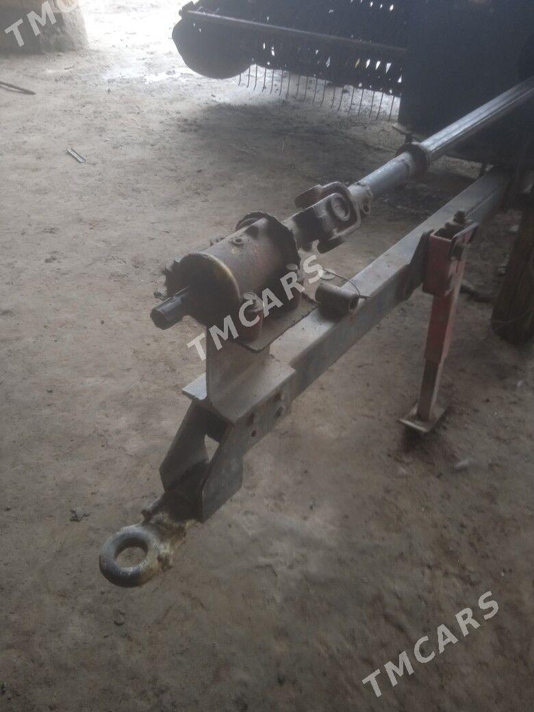 MTZ 80 2014 - 80 000 TMT - Farap - img 3