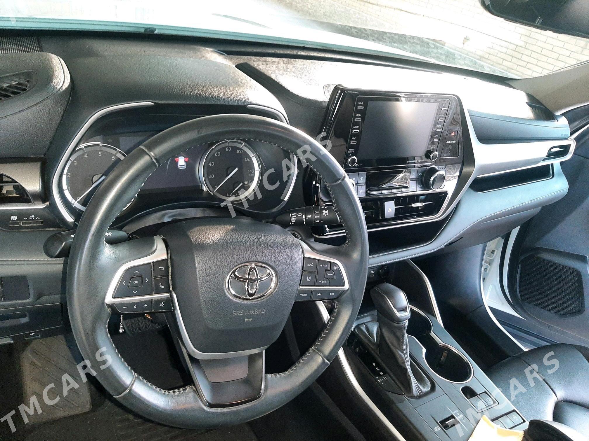 Toyota Highlander 2022 - 520 000 TMT - Байрамали - img 4