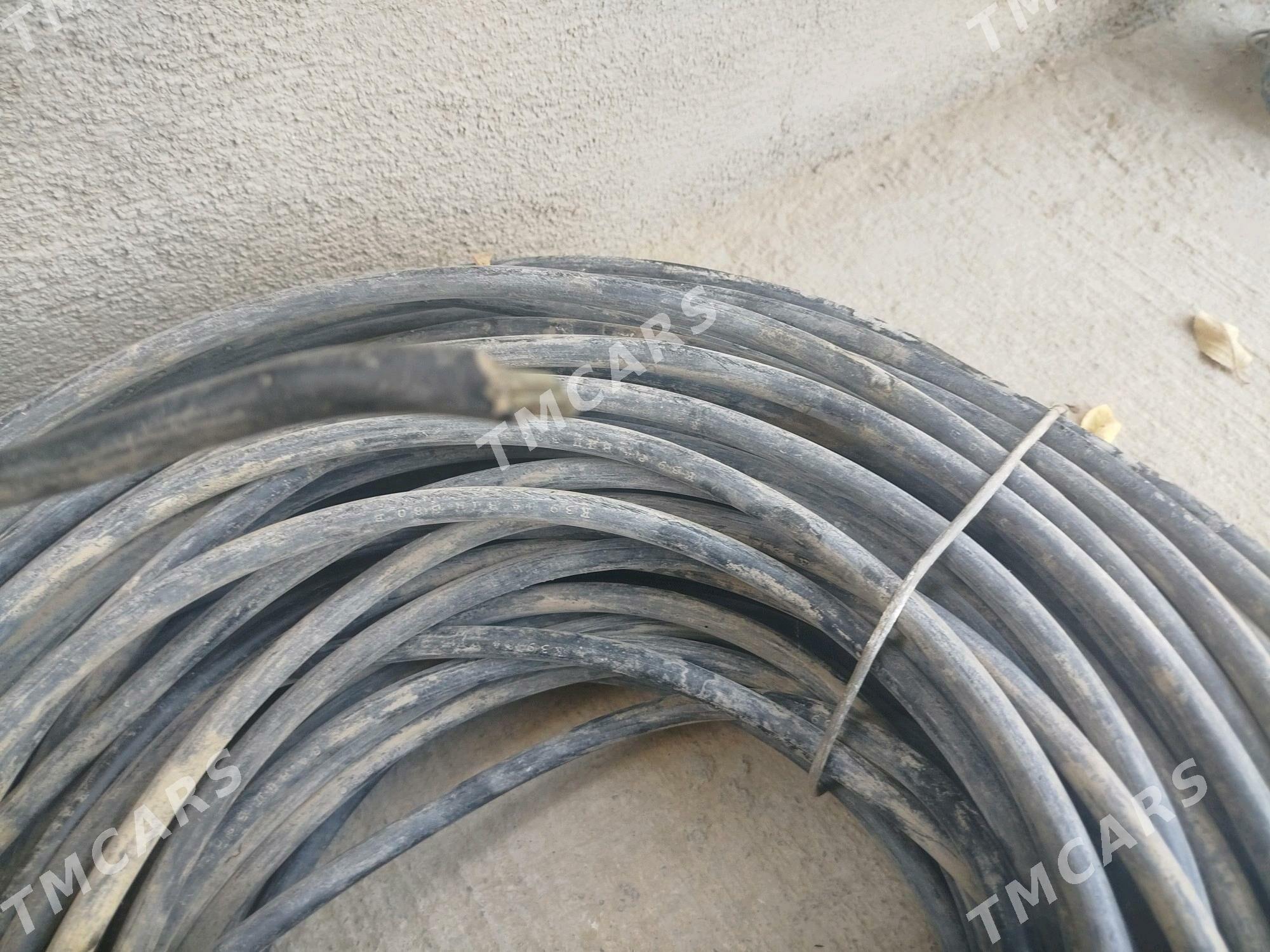Mis Kabel - Bäherden - img 2
