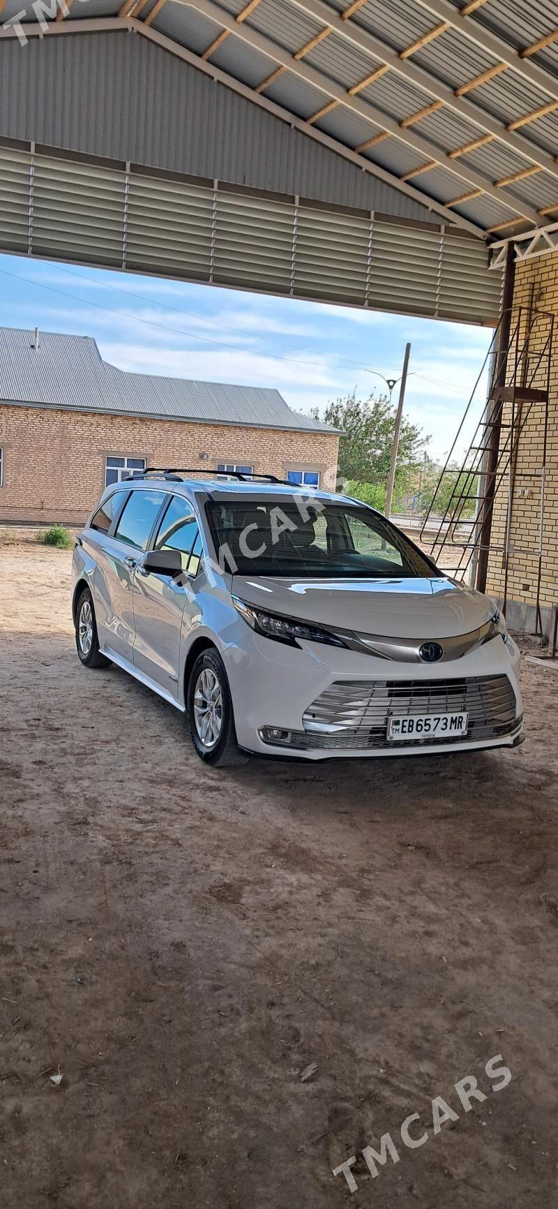 Toyota Sienna 2021 - 550 000 TMT - Каракумский этрап - img 10