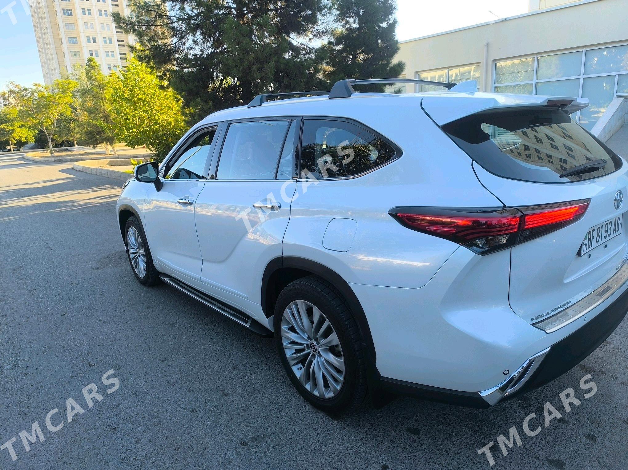 Toyota Highlander 2021 - 700 000 TMT - Arçabil şaýoly - img 3