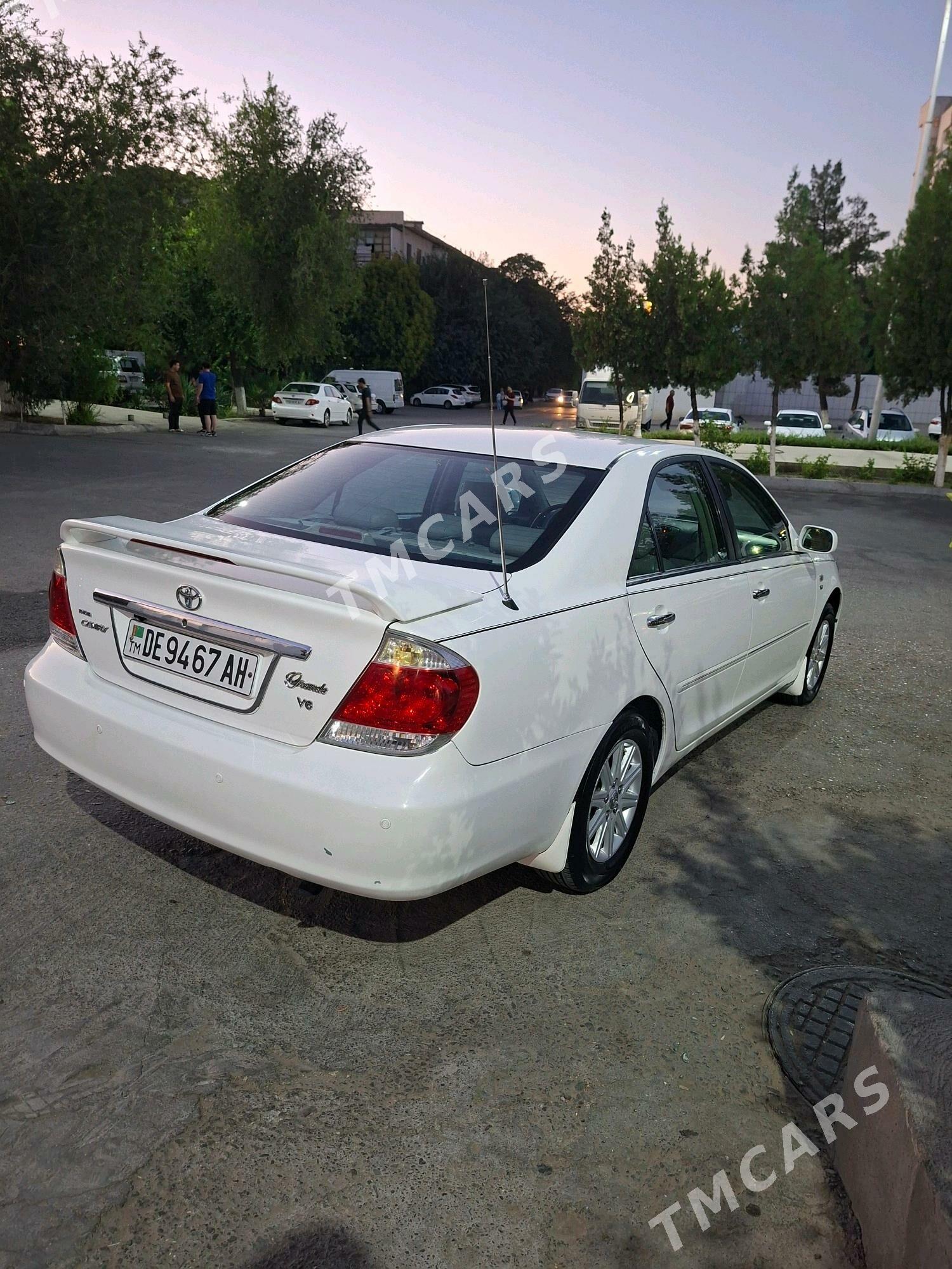 Toyota Camry 2005 - 200 000 TMT - Aşgabat - img 3