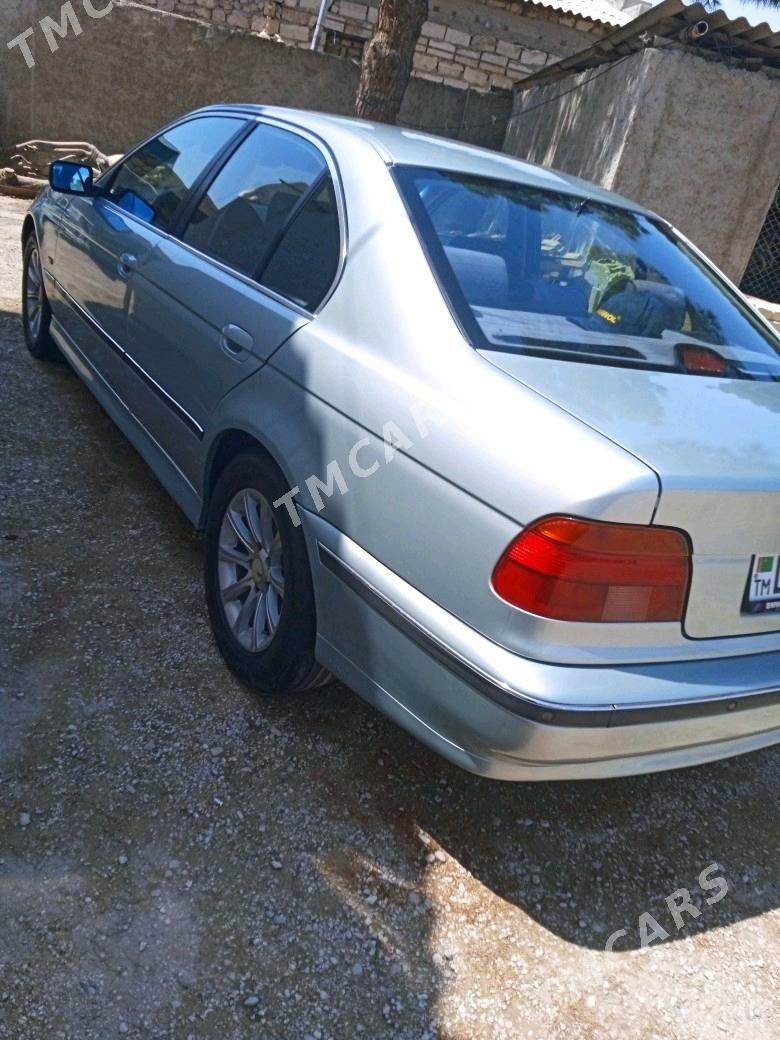 BMW E39 1998 - 87 000 TMT - Balkanabat - img 5