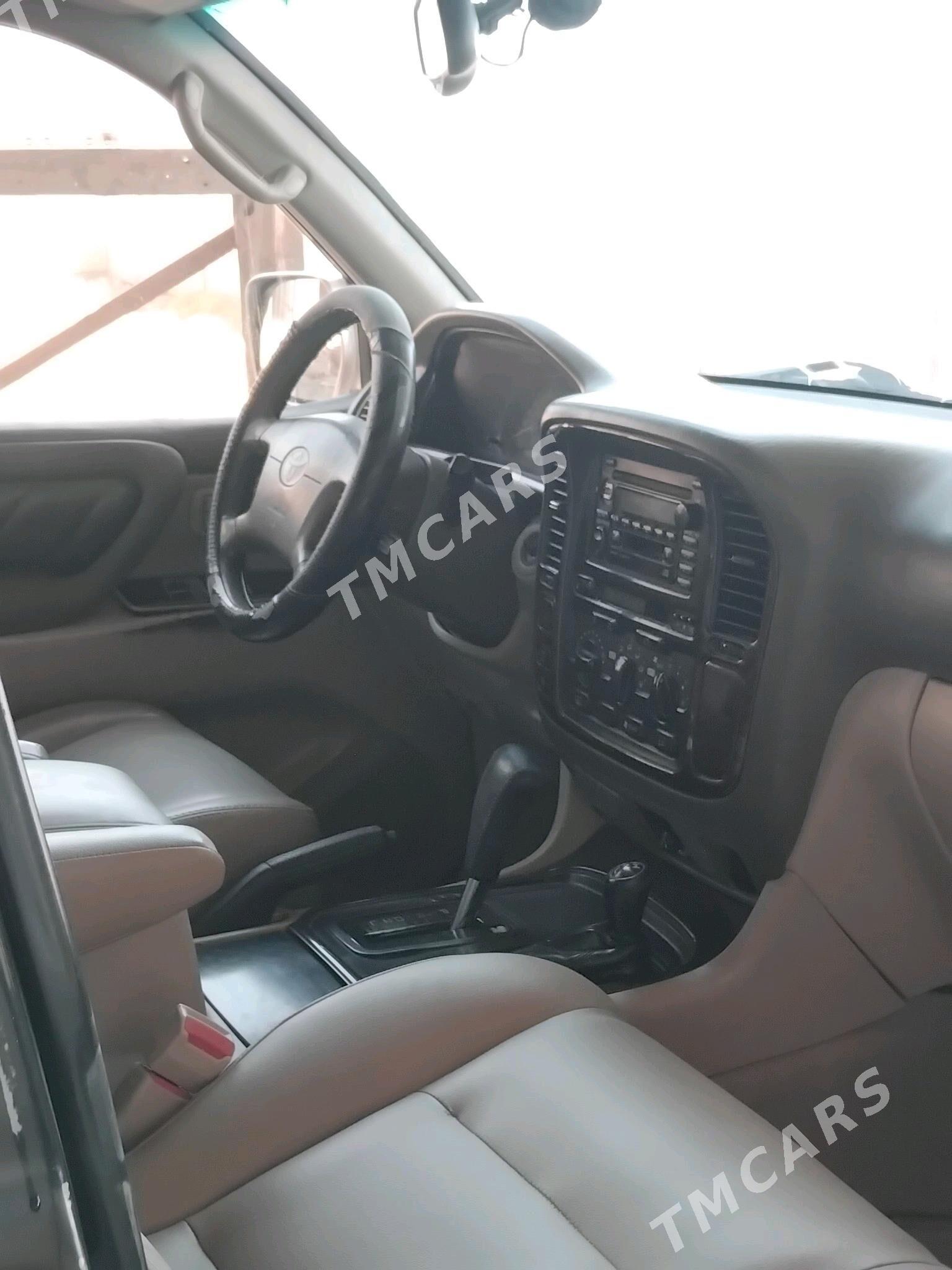 Toyota Land Cruiser 2000 - 240 000 TMT - Мары - img 2