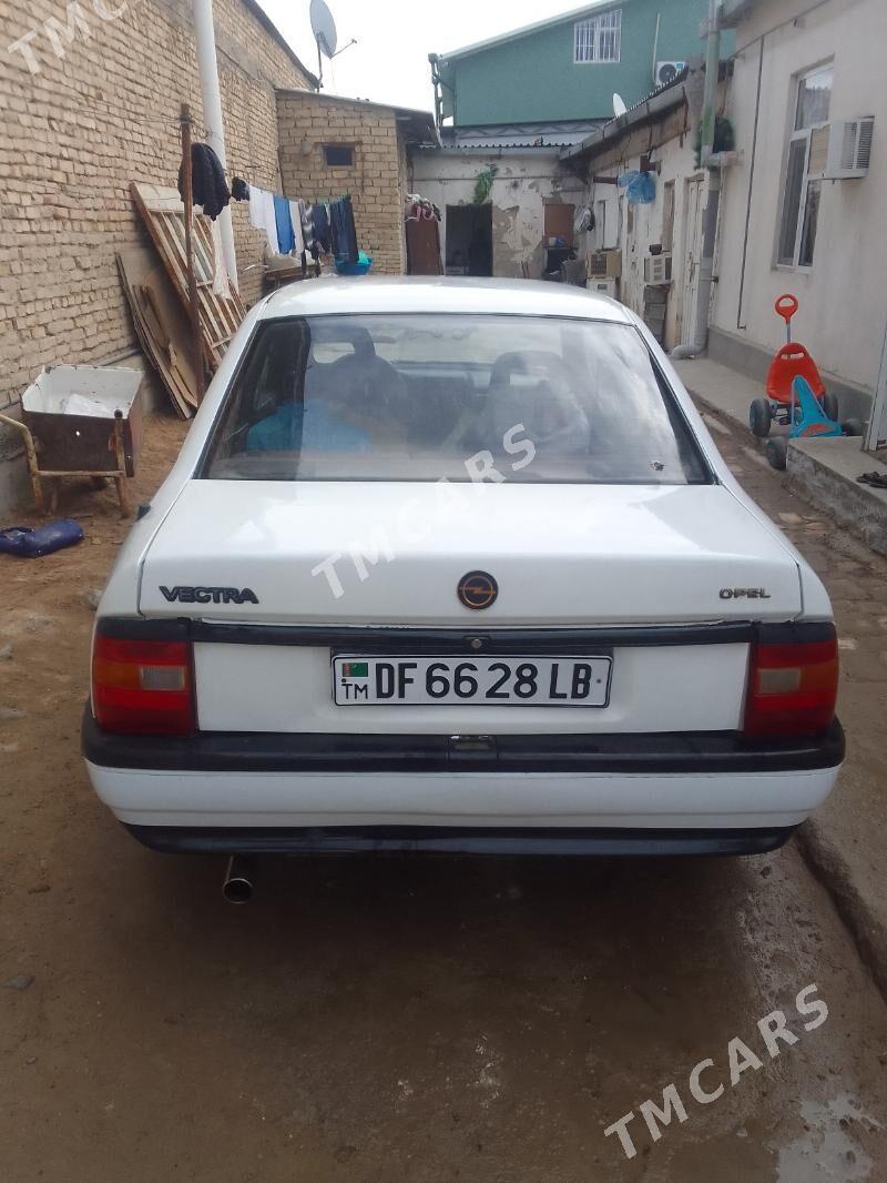 Opel Vectra 1991 - 25 000 TMT - Халач - img 5