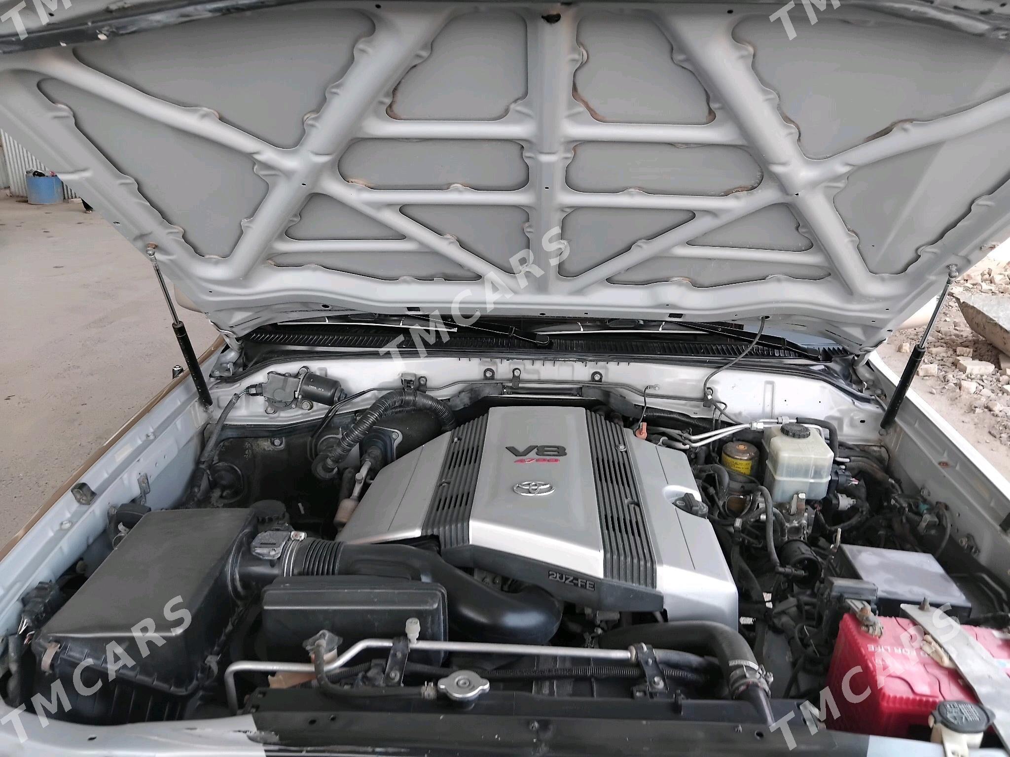 Toyota Land Cruiser 2000 - 240 000 TMT - Мары - img 5