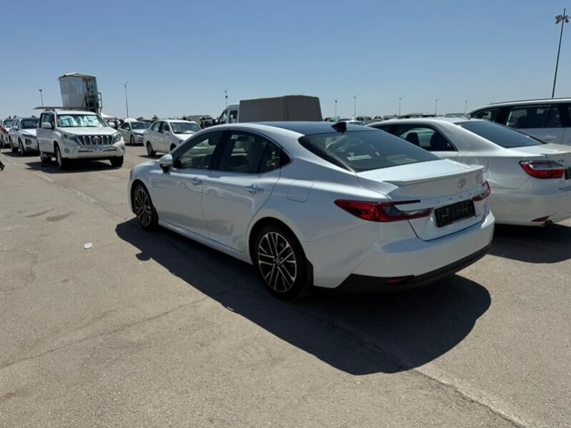 Toyota Camry 2025 - 625 000 TMT - Aşgabat - img 4