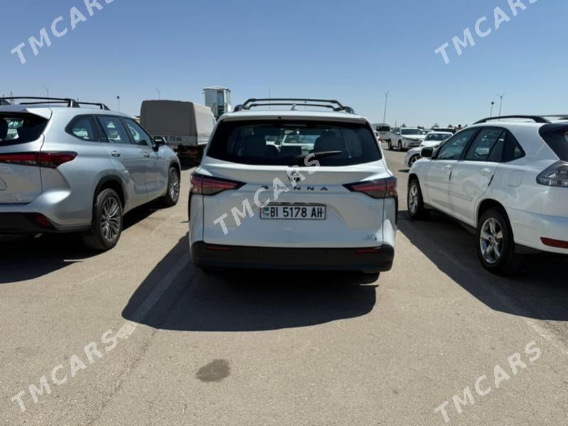 Toyota Sienna 2021 - 550 000 TMT - Ашхабад - img 4