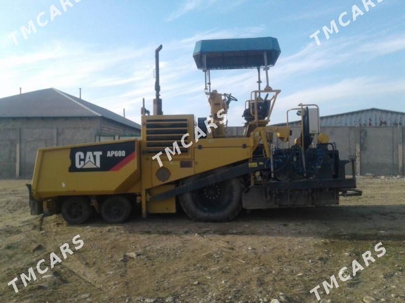 Caterpillar Dozer 2011 - 3 330 000 TMT - Balkanabat - img 4