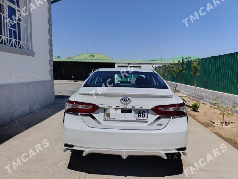 Toyota Camry 2019 - 290 000 TMT - Ашхабад - img 4