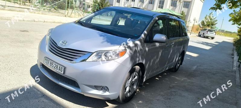 Toyota Sienna 2012 - 275 000 TMT - Aşgabat - img 7