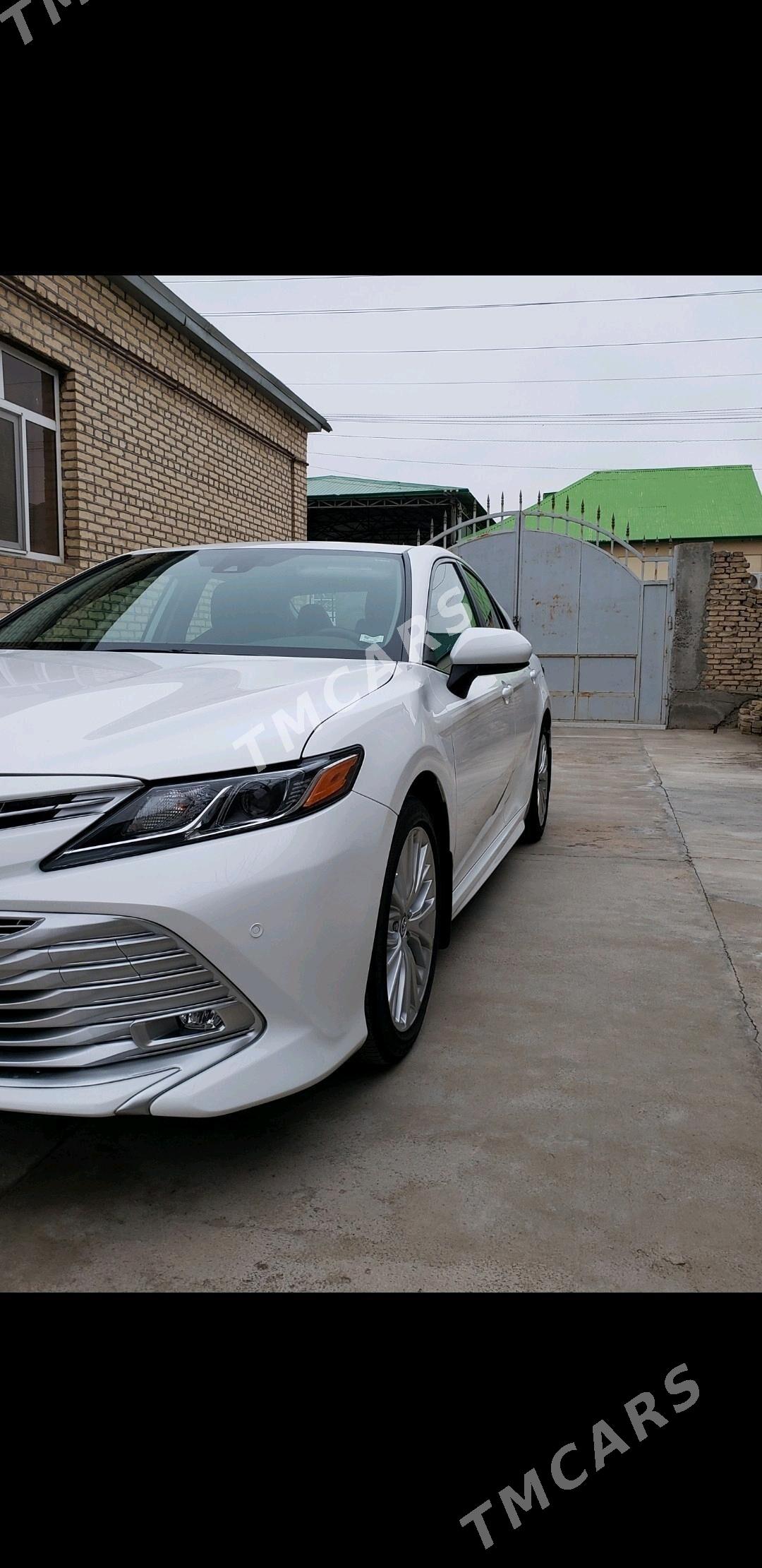 Toyota Camry 2019 - 330 000 TMT - Aşgabat - img 2