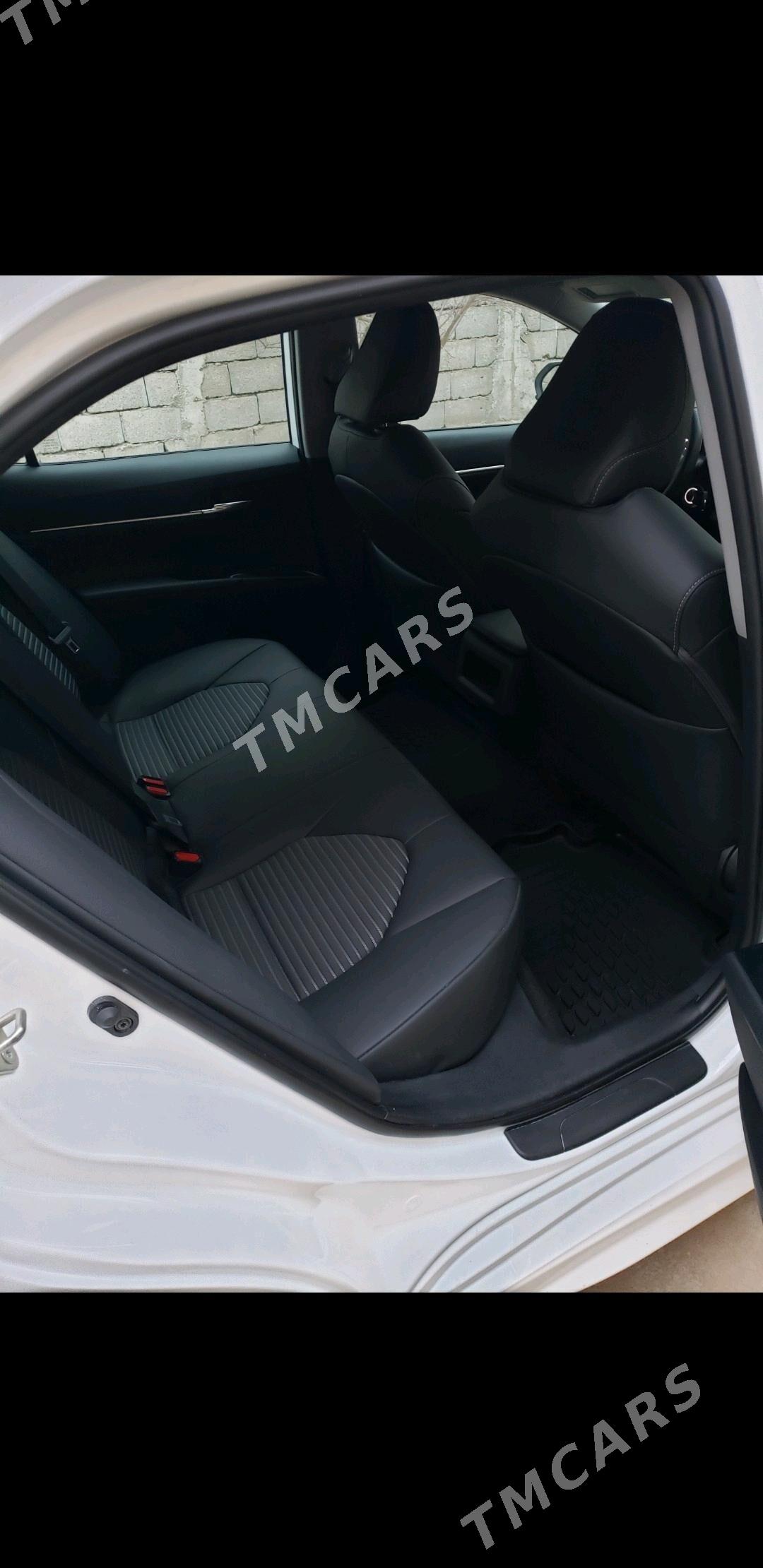 Toyota Camry 2019 - 330 000 TMT - Aşgabat - img 4