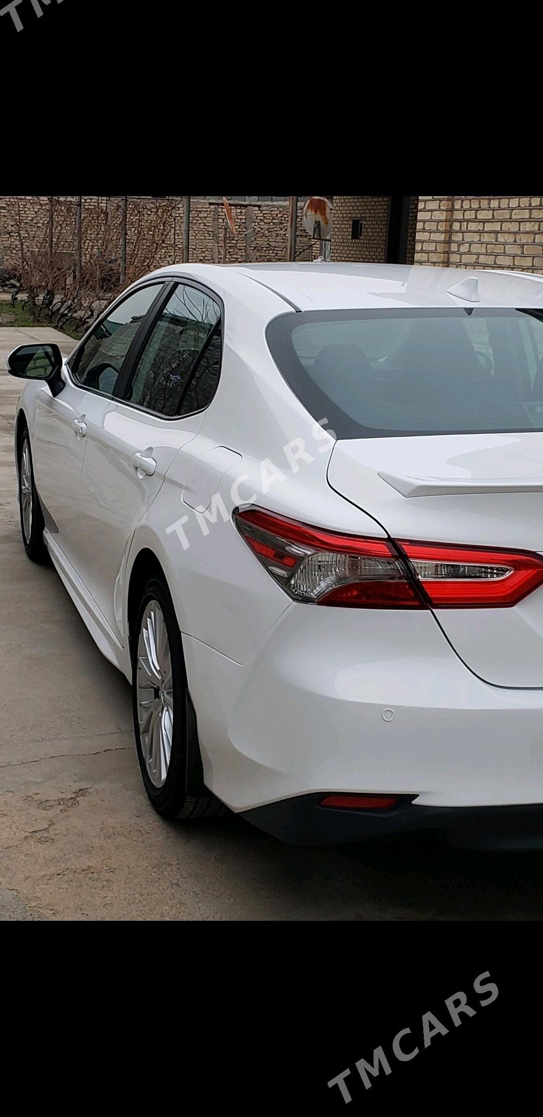 Toyota Camry 2019 - 330 000 TMT - Aşgabat - img 9