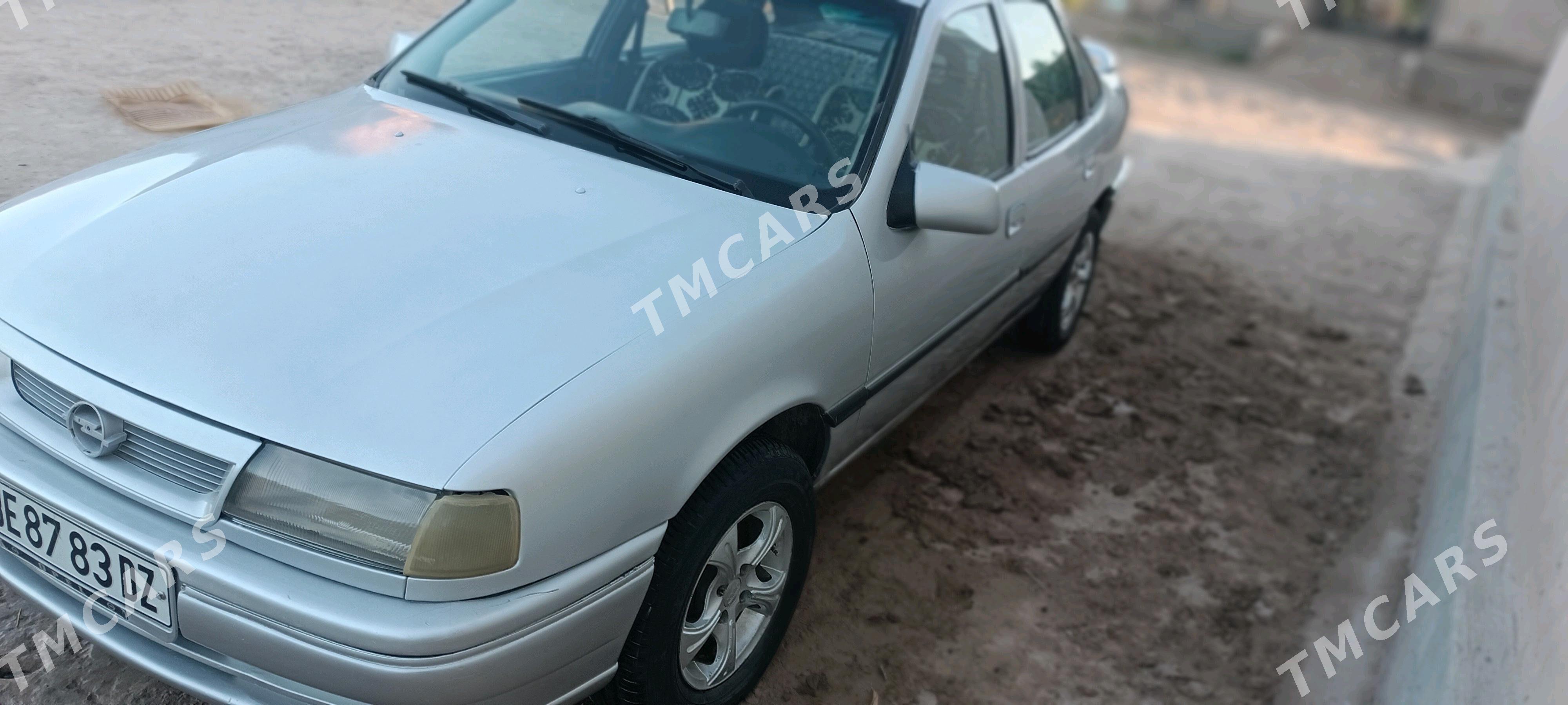 Opel Vectra 1993 - 38 000 TMT - Gurbansoltan Eje - img 3