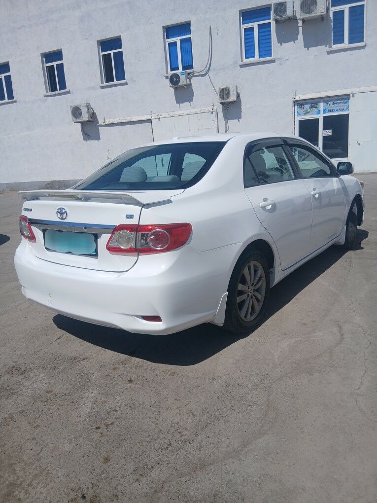 Toyota Corolla 2011 - 150 000 TMT - Дашогуз - img 2