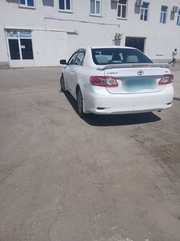 Toyota Corolla 2011 - 150 000 TMT - Дашогуз - img 3