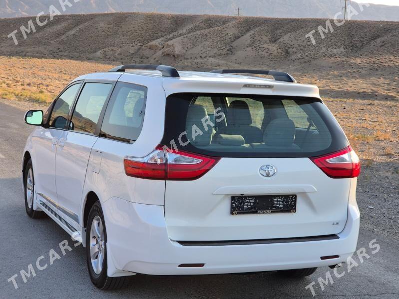 Toyota Sienna 2017 - 357 000 TMT - Ашхабад - img 4