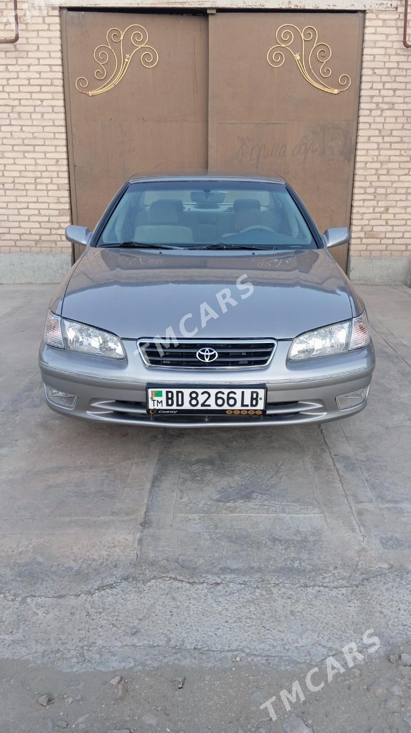 Toyota Camry 2000 - 135 000 TMT - Фарап - img 3