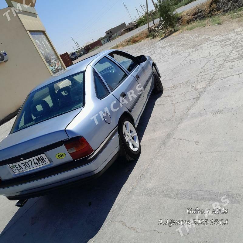 Opel Vectra 1992 - 27 000 TMT - Мары - img 5