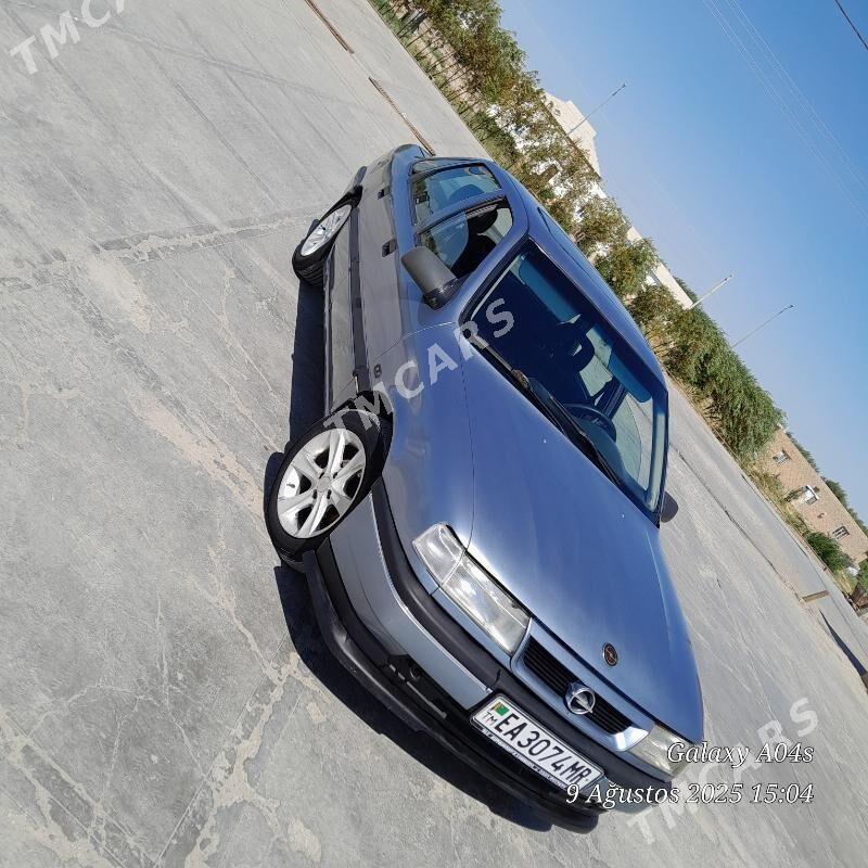 Opel Vectra 1992 - 27 000 TMT - Мары - img 3
