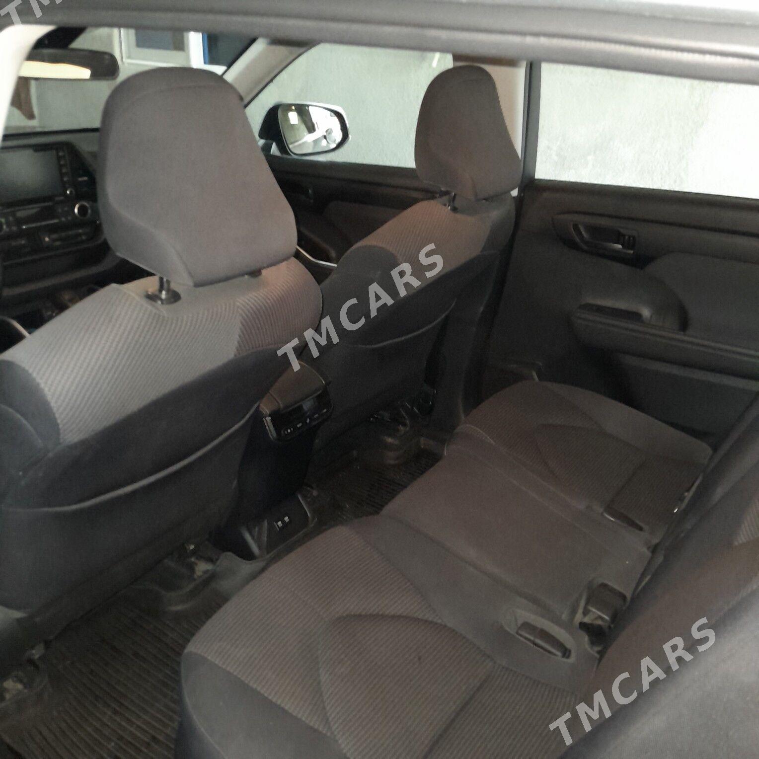 Toyota Highlander 2020 - 480 000 TMT - Дянев - img 4