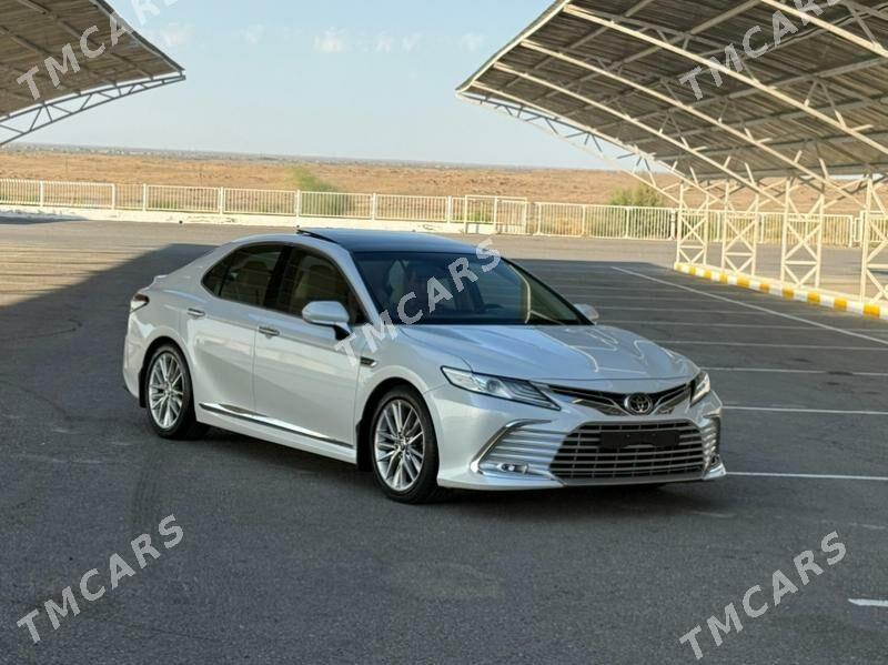 Toyota Camry 2022 - 551 000 TMT - Aşgabat - img 3