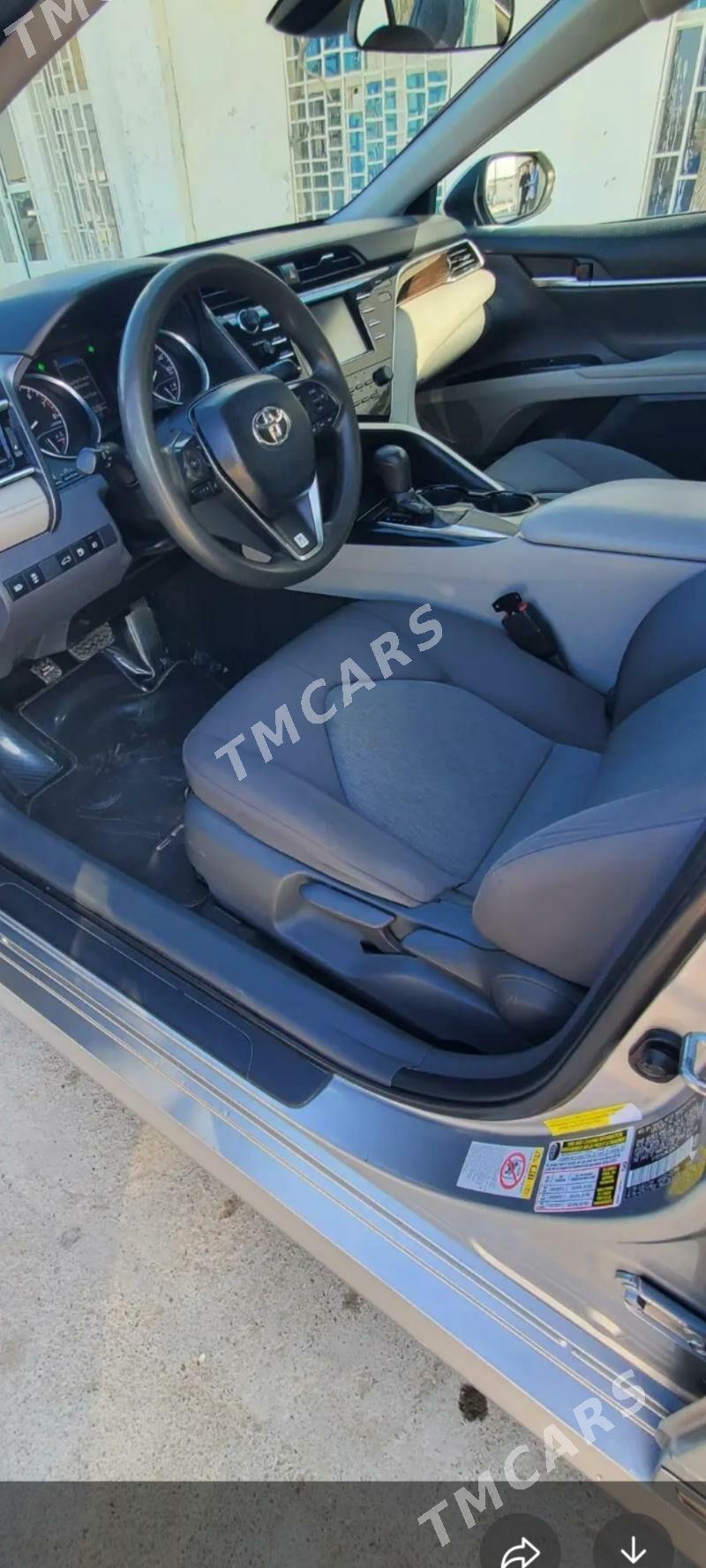Toyota Camry 2018 - 265 000 TMT - Tejen - img 4