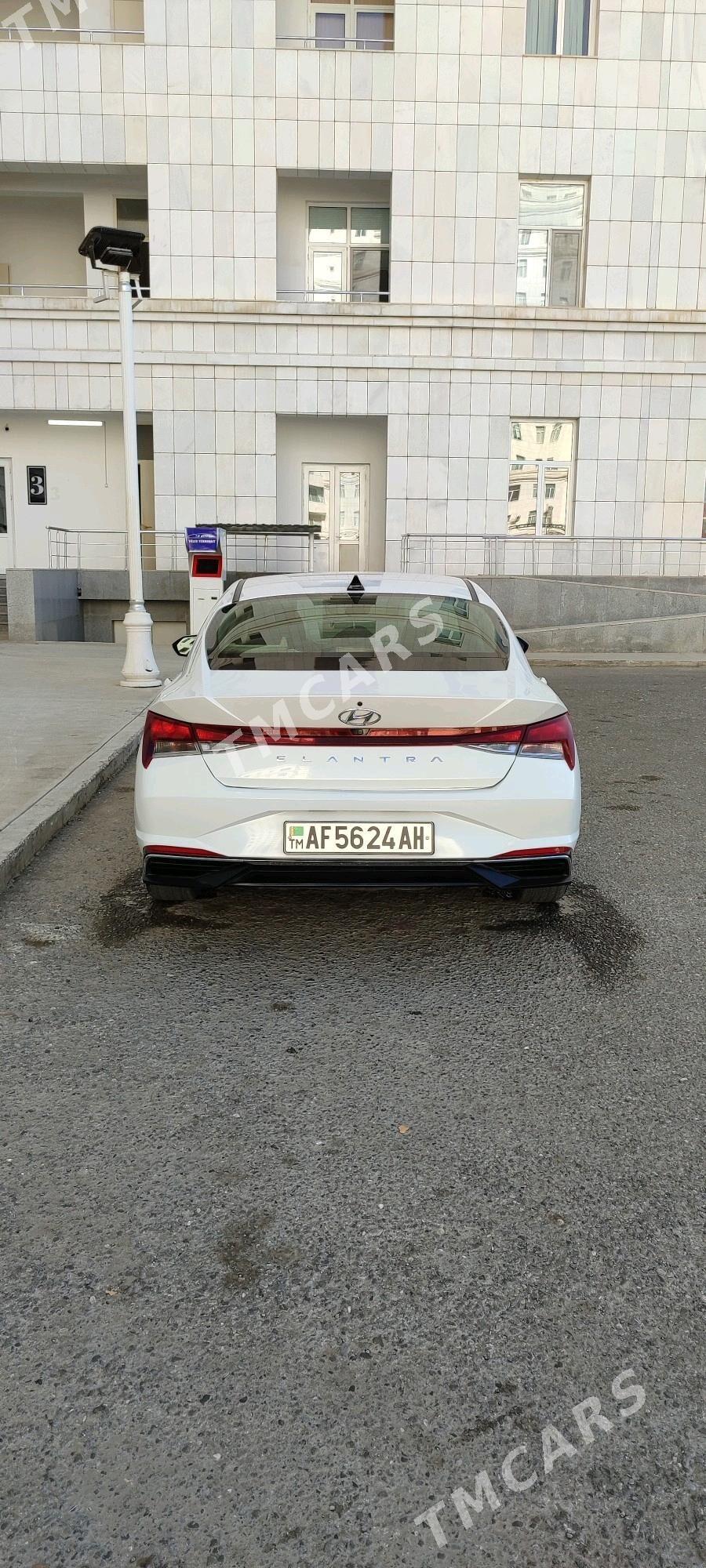 Hyundai Elantra 2021 - 259 000 TMT - ул. Московская (10 йыл абаданчылык ш.) - img 5