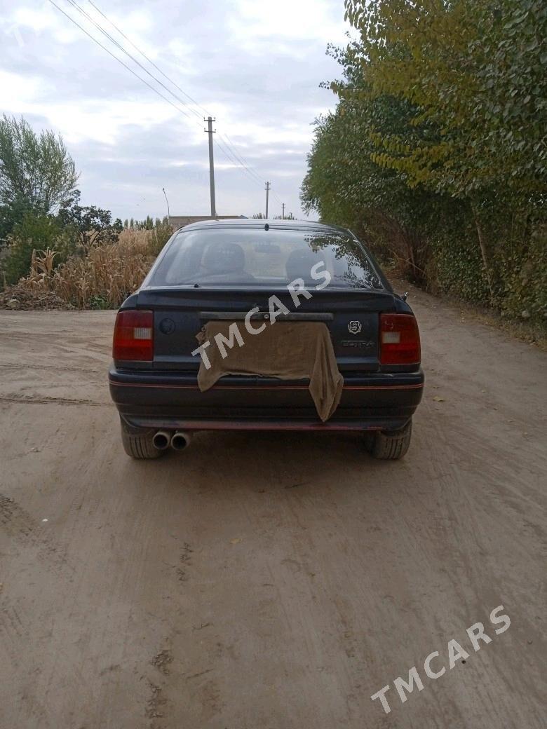 Opel Vectra 1989 - 20 000 TMT - Görogly (Tagta) - img 4