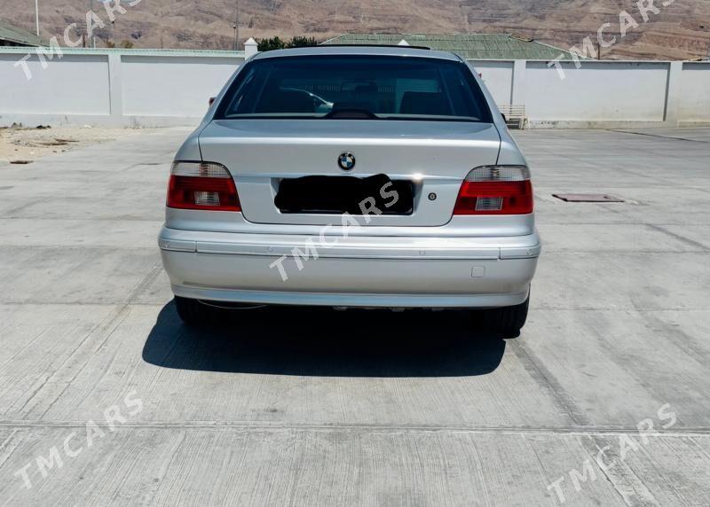 BMW E39 2001 - 155 000 TMT - Balkanabat - img 3