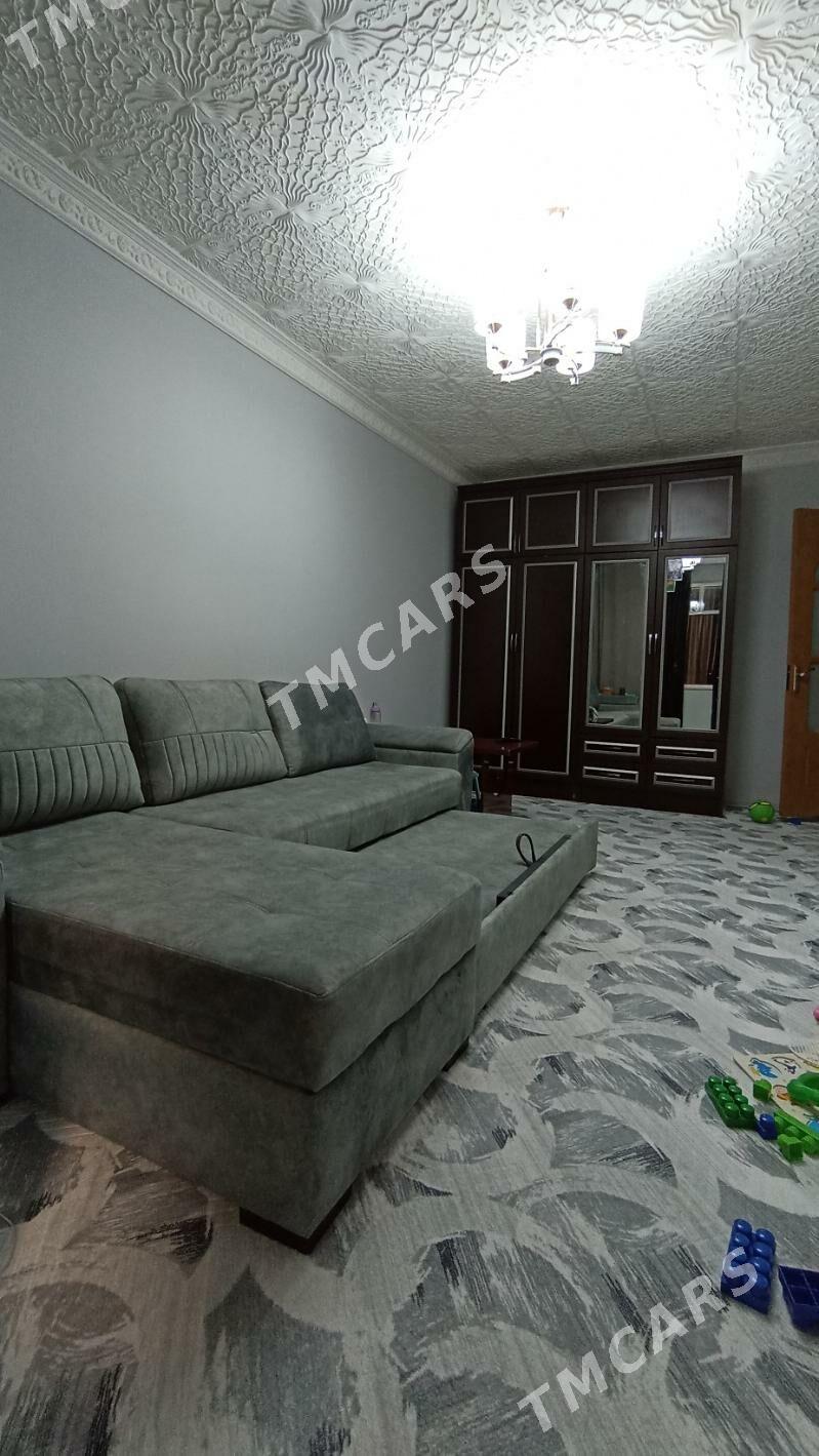 Кв от хозяина 1 комн 1 этаж - 11 мкр - img 3
