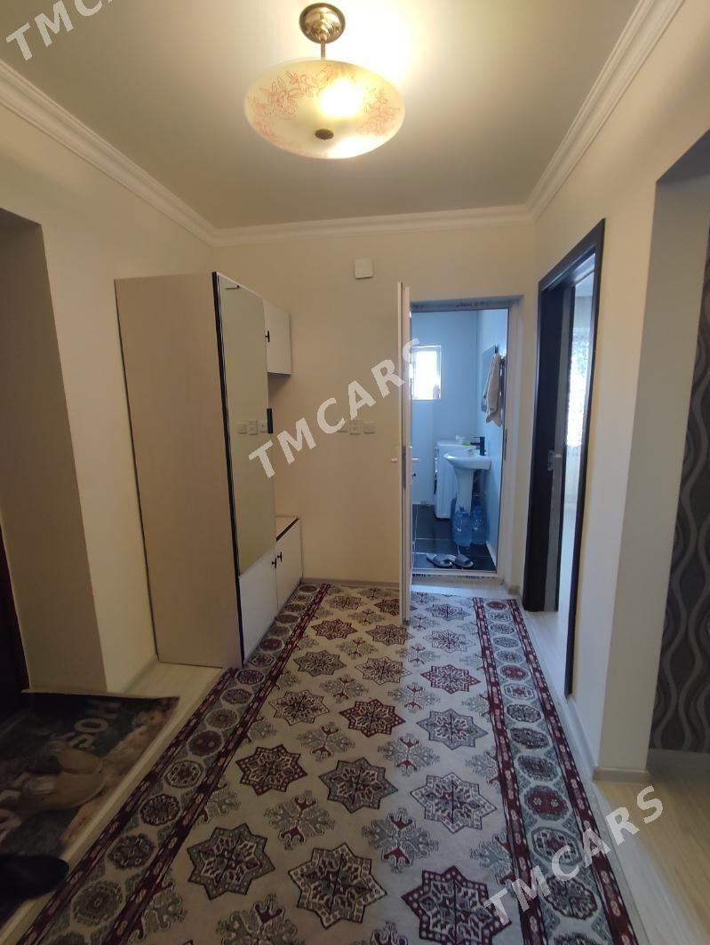 Срочно продается квартира - Türkmenbaşy - img 3