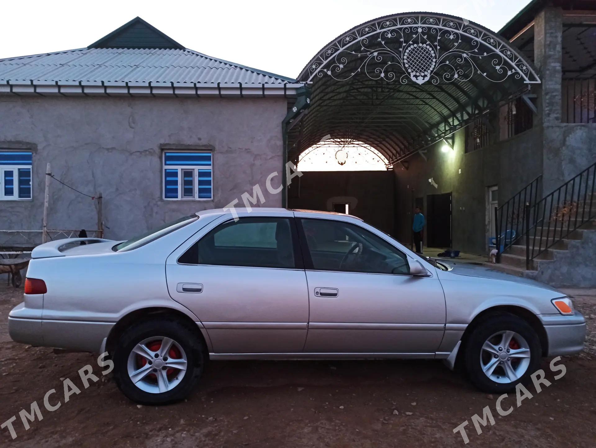Toyota Camry 2000 - 130 000 TMT - Достлук - img 2