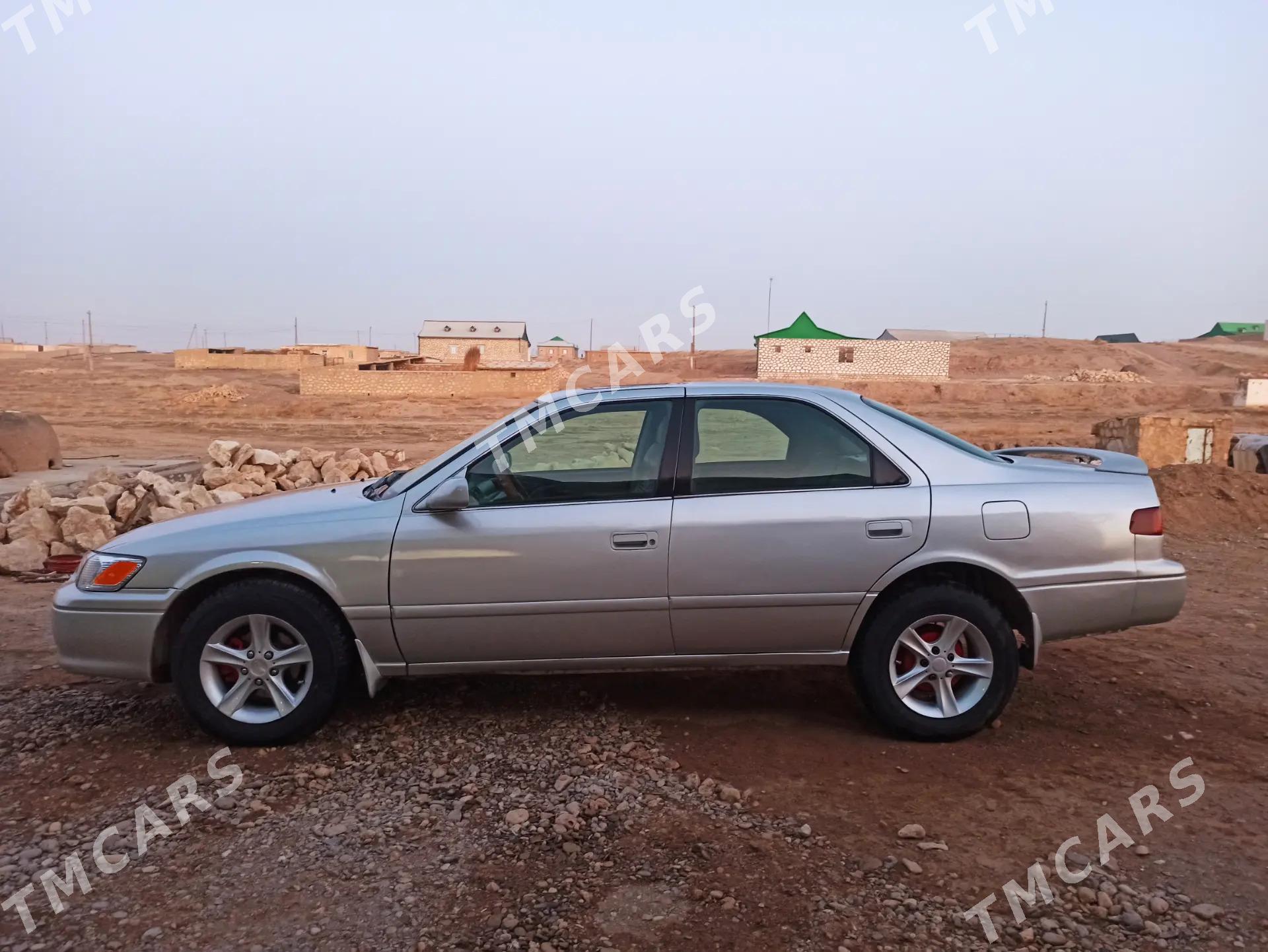 Toyota Camry 2000 - 130 000 TMT - Достлук - img 5