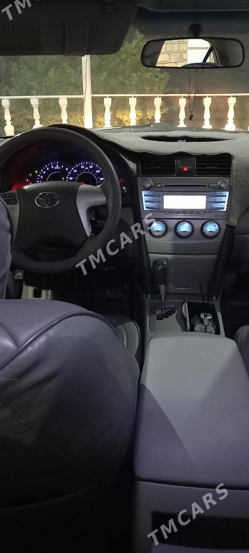 Toyota Camry 2011 - 200 000 TMT - Векильбазар - img 5